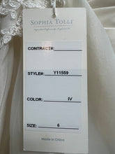 Load image into Gallery viewer, Y11556 - Sparrow