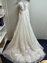 Load image into Gallery viewer, Y11556 - Sparrow