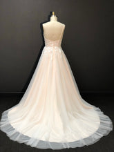 Load image into Gallery viewer, Nicole