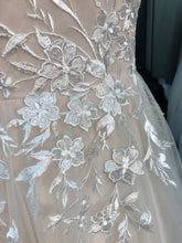 Load image into Gallery viewer, Nicole