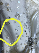 Load image into Gallery viewer, Missing beading
