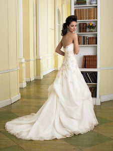 Y2722-Gwyneth